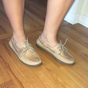 Sperry boat shoes